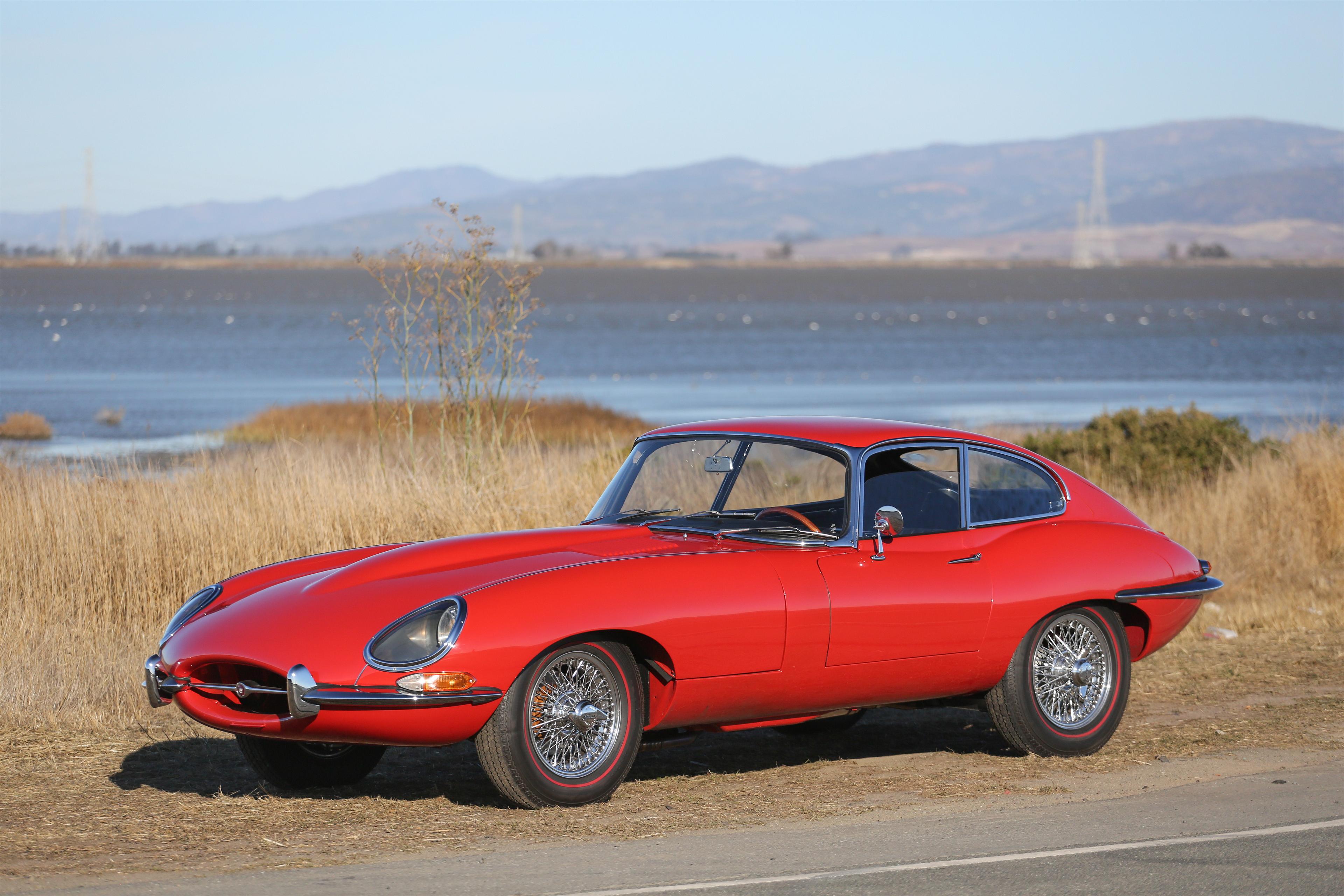 jaguar sports car 1966
