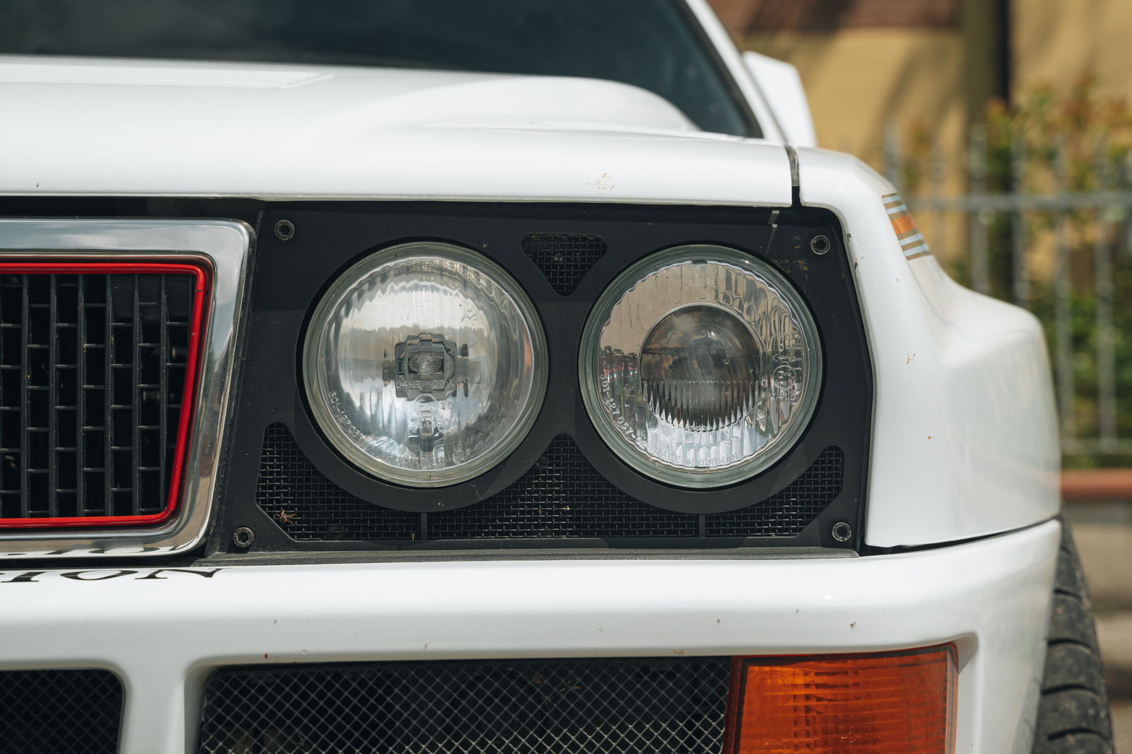 1992 Lancia Delta HF Integrale Martini 6 sold at ISSIMI