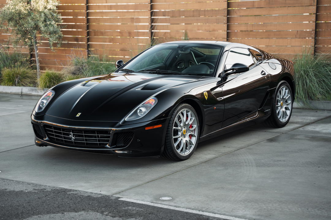 Similar car to auction