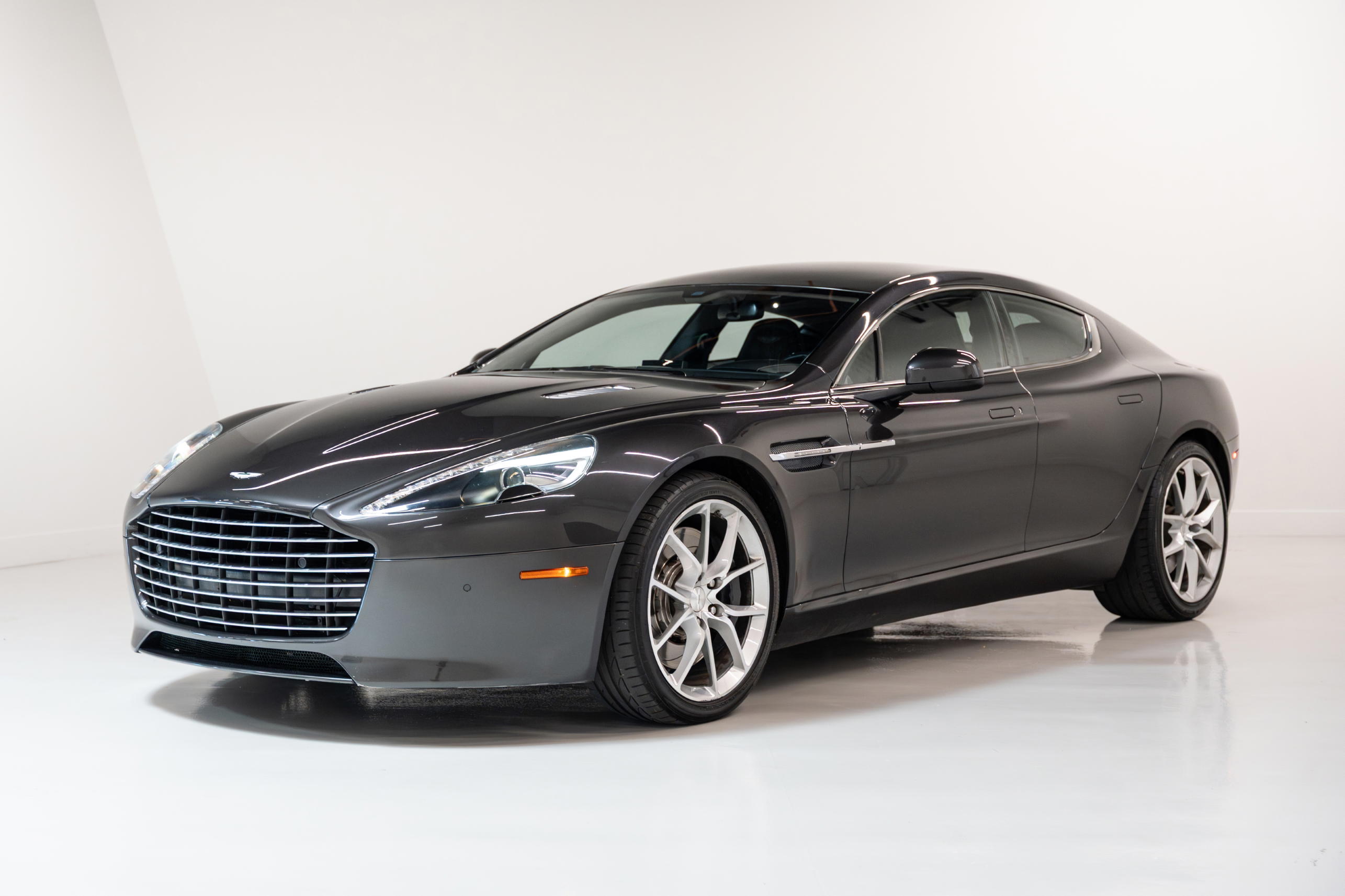 https://issimi-vehicles-cdn.b-cdn.net/publicamlvehiclemanagement/VehicleDetails/730/timestamped-1751557563573-1-Aston-Martin-Rapide-S-F04020.jpeg